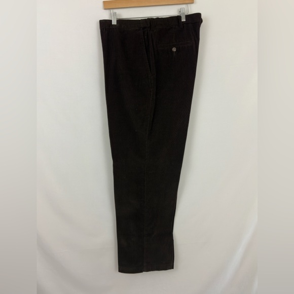 Haggar “Comfort Fit Waist” Oak Brown Flat Front Corduroy Pants 40W x 30L - Picture 9 of 10